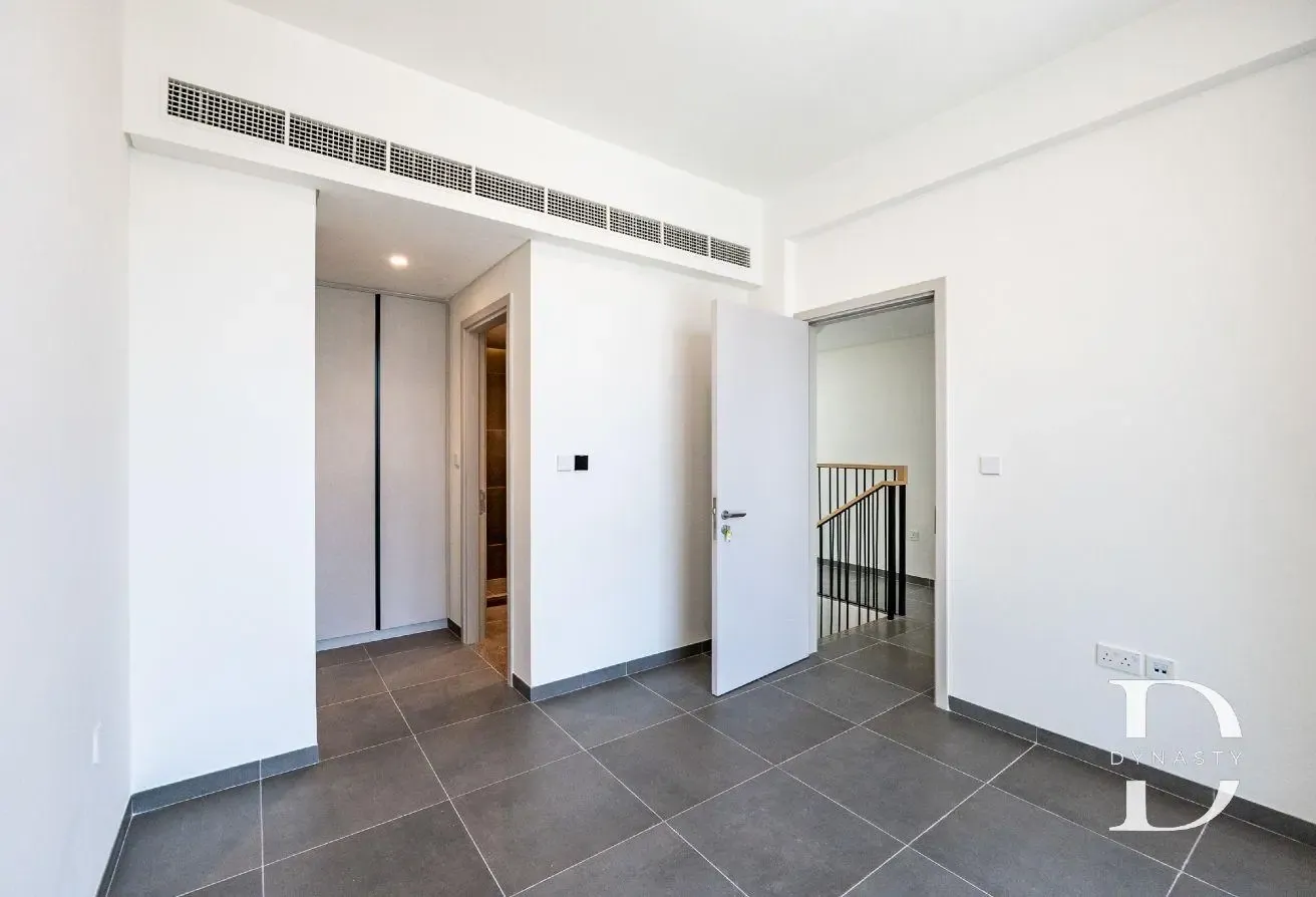 At the Park | Landscaped | Multiple Options