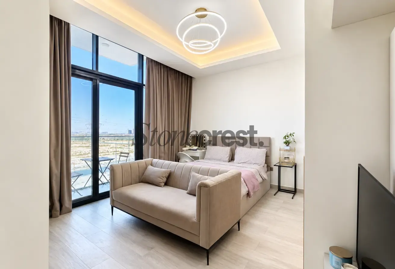 12 Cheques | Furnished | Vacant | Pool view