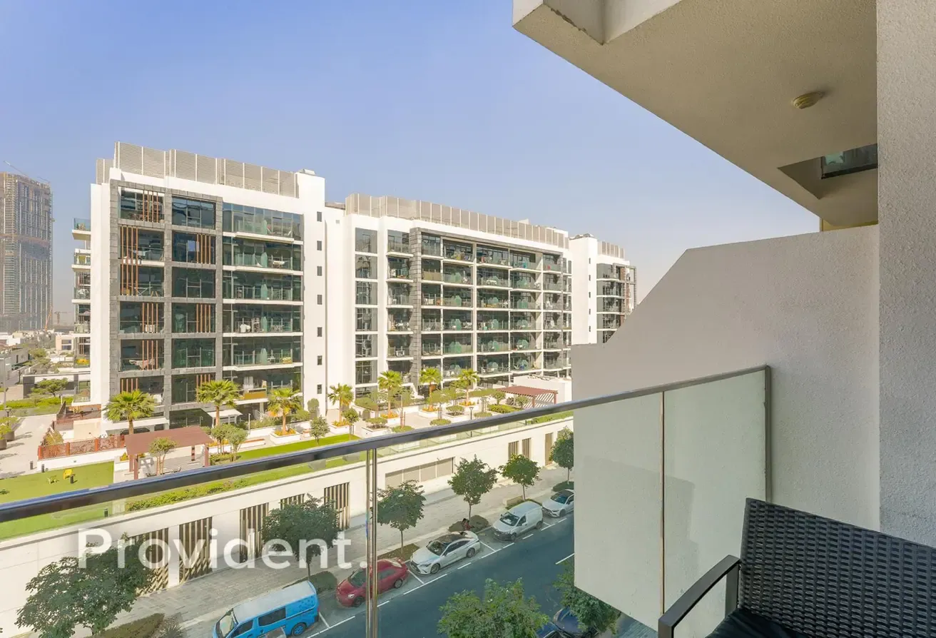 Prime Location | Bright and Spacious | Furnished