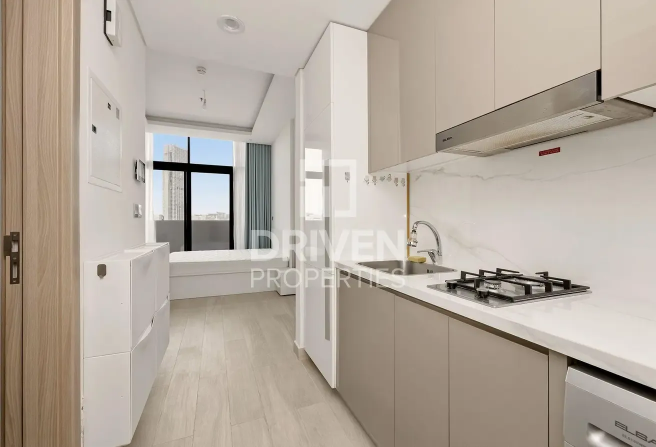 Well Maintained | High Floor | Chiller Free