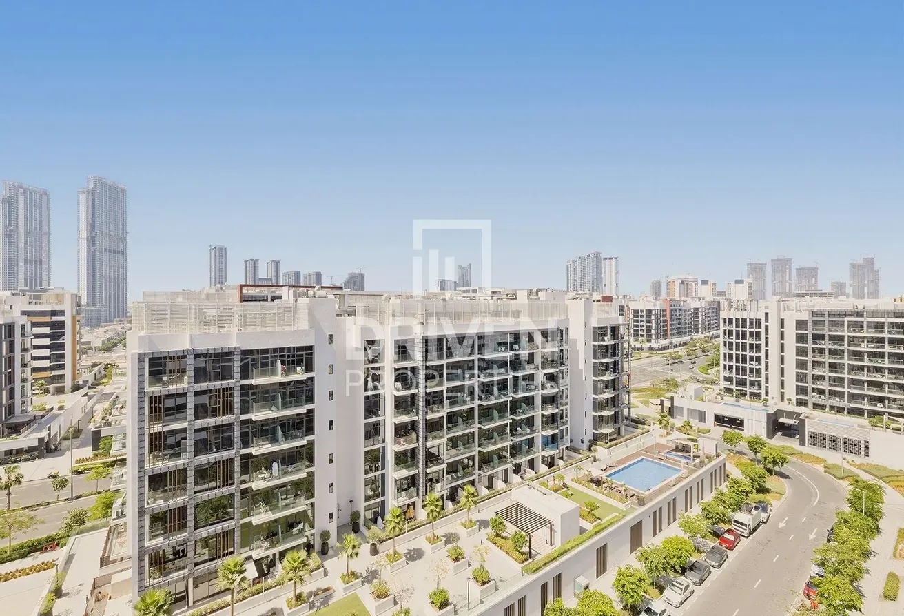 Well Maintained | High Floor | Chiller Free