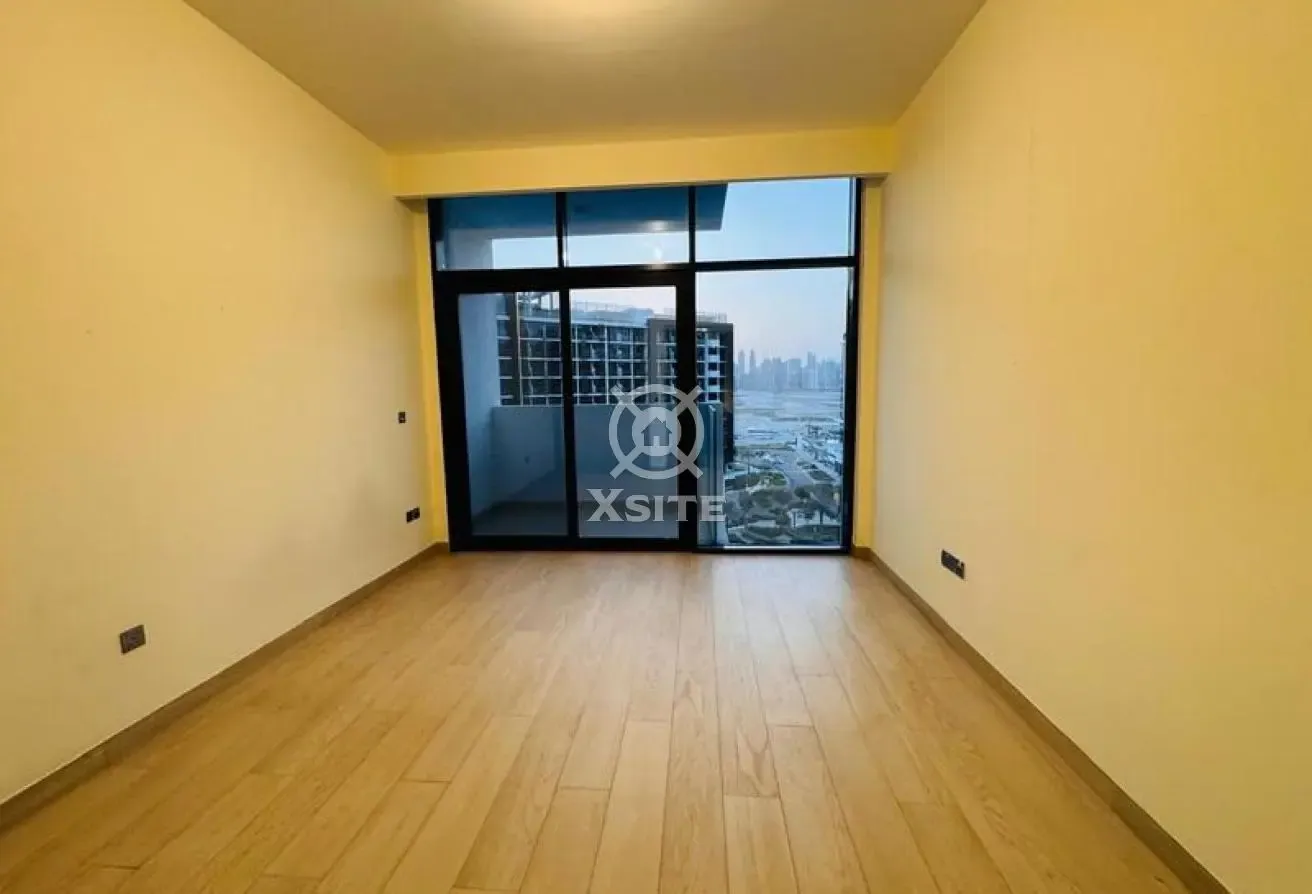 Bright Studio | Unfurnished |Partially Lagoon View