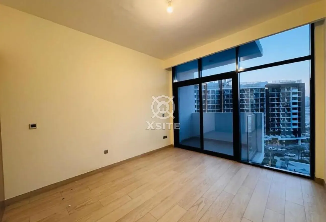 Bright Studio | Unfurnished |Partially Lagoon View
