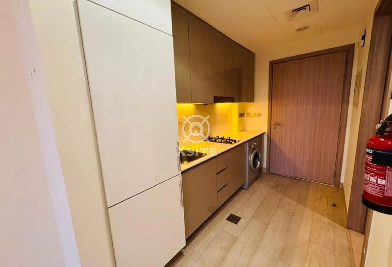 Bright Studio | Unfurnished |Partially Lagoon View