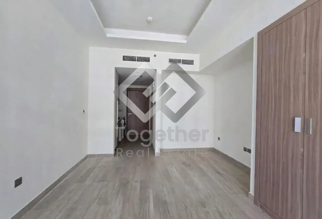 Bright | Ready To Move | Prime Location