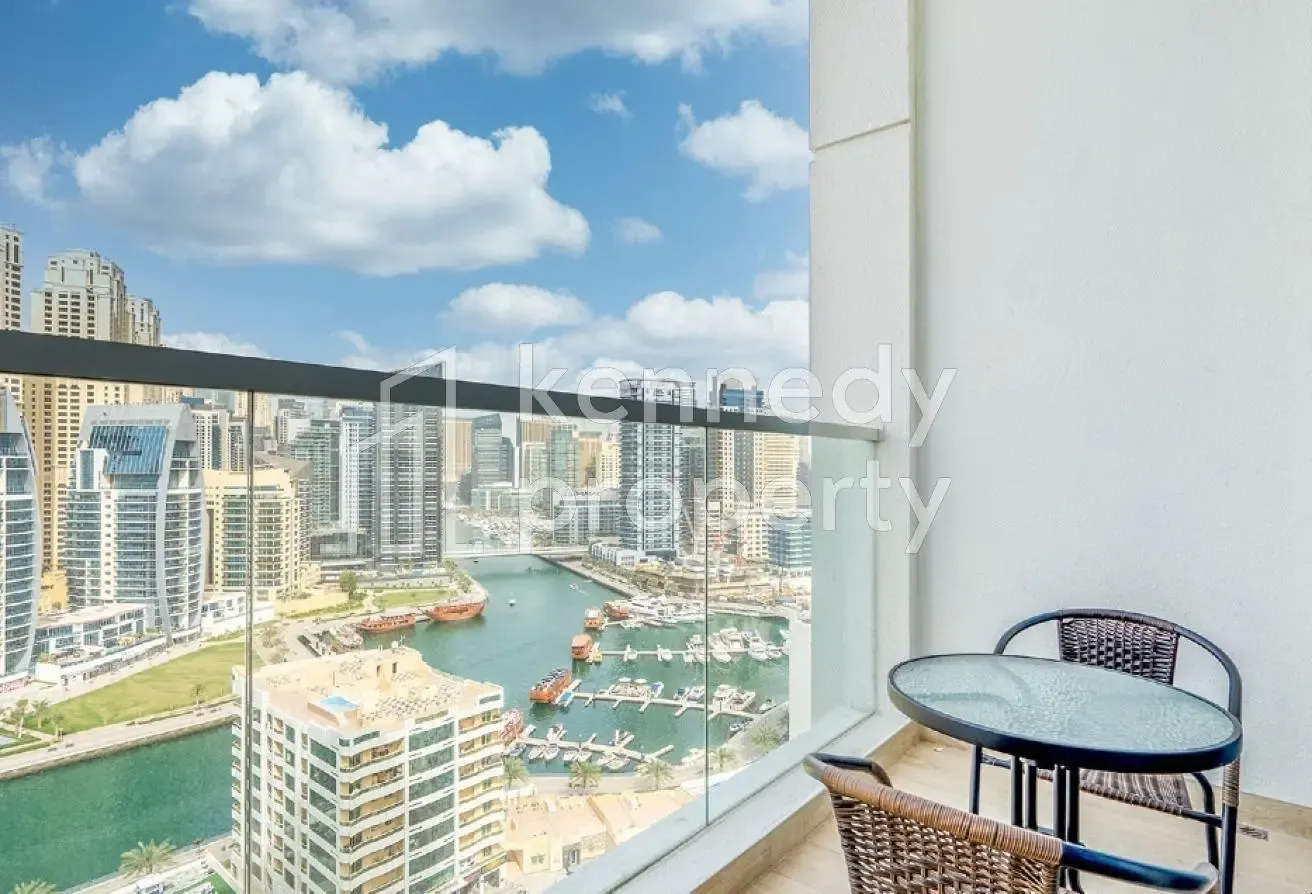 Marina View | Great Location | Elegant Apartment