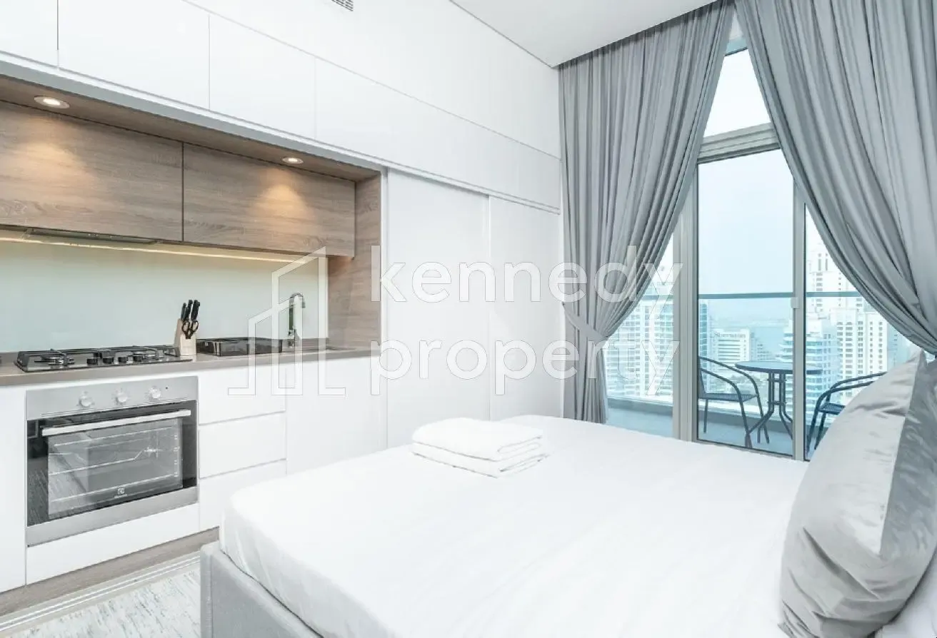 Marina View | Great Location | Elegant Apartment