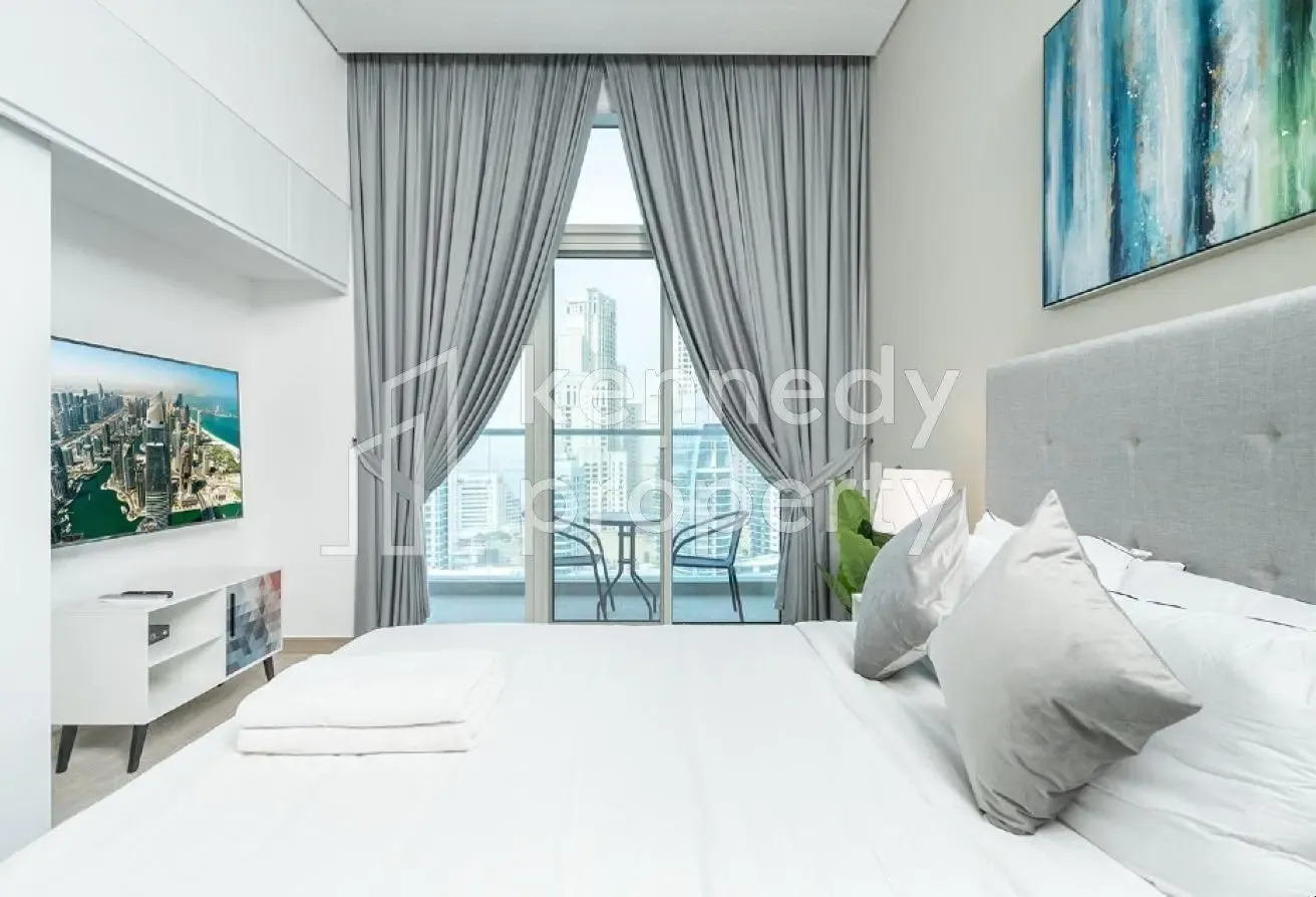 Marina View | Great Location | Elegant Apartment