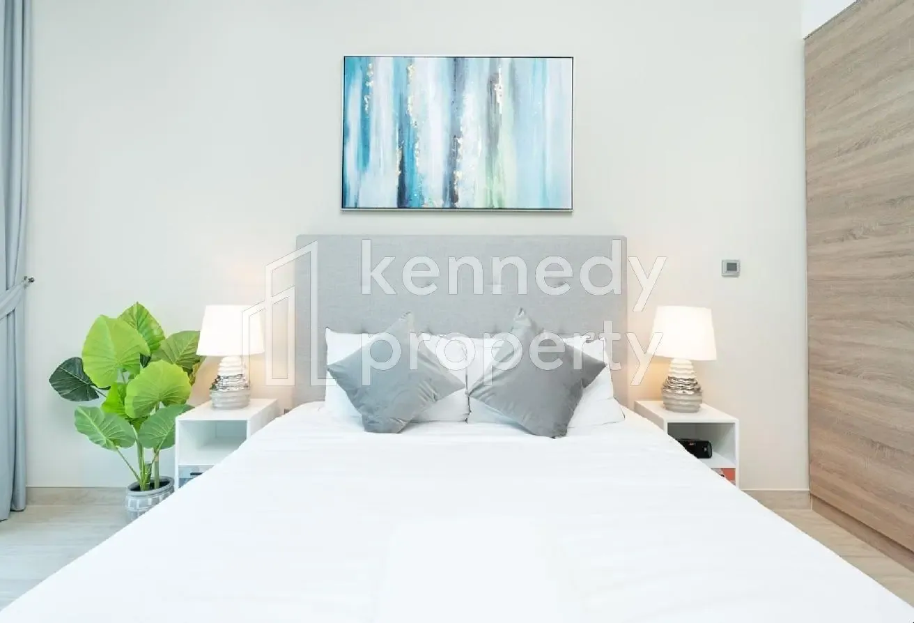 Marina View | Great Location | Elegant Apartment