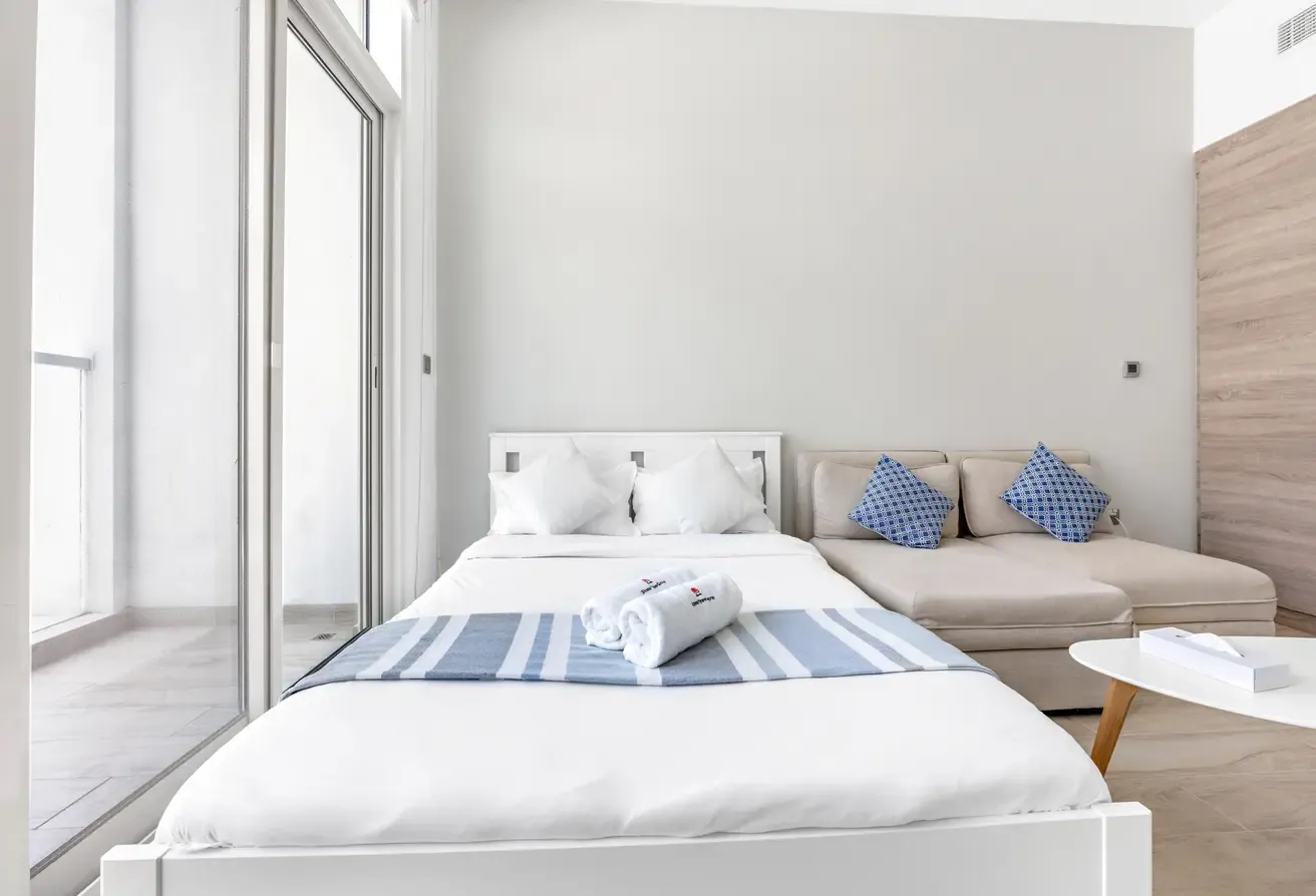 Flexible Cancellation Terms | Near Beach