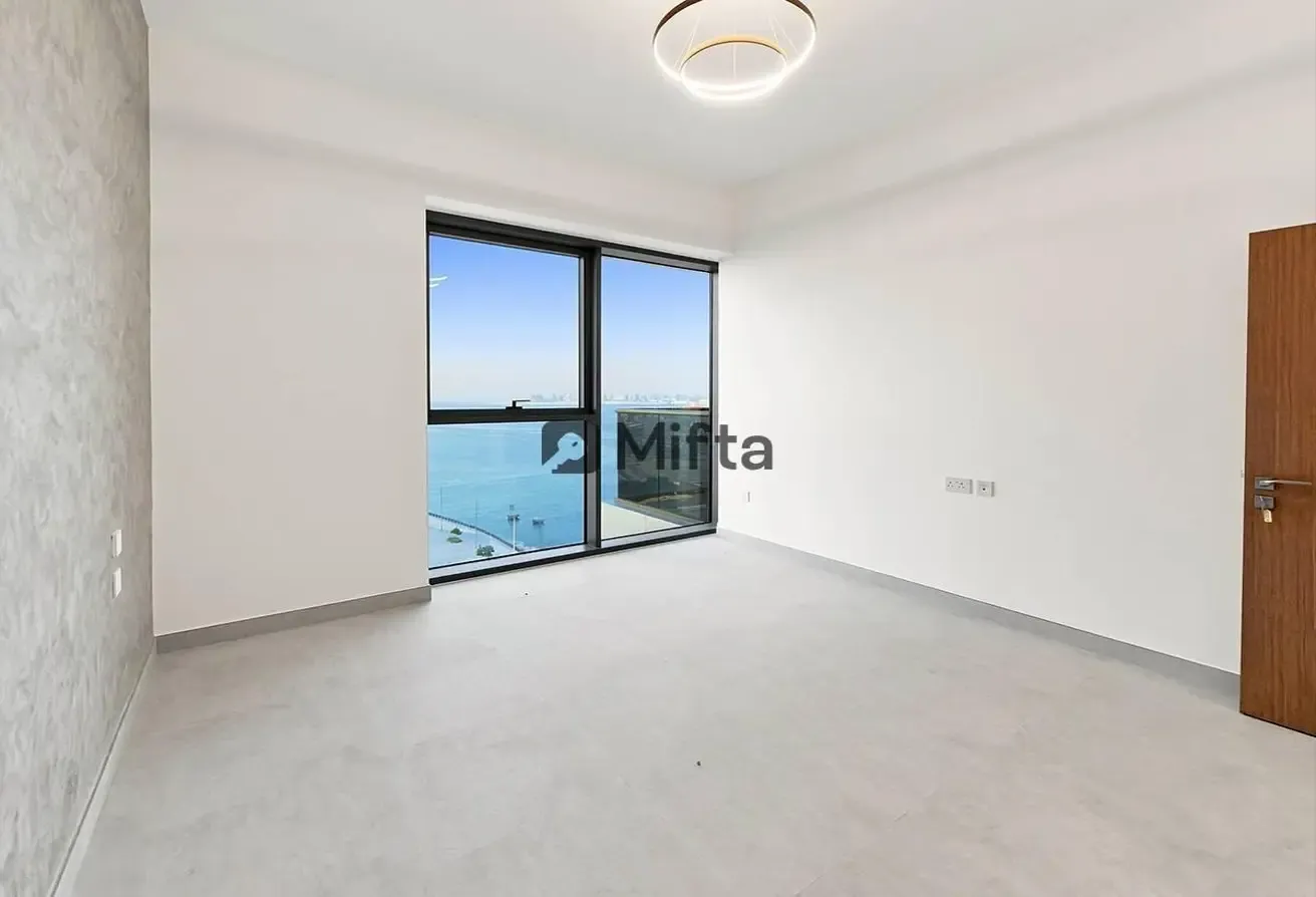 Dubai Island Views | Spacious 1 BR | Luxurious