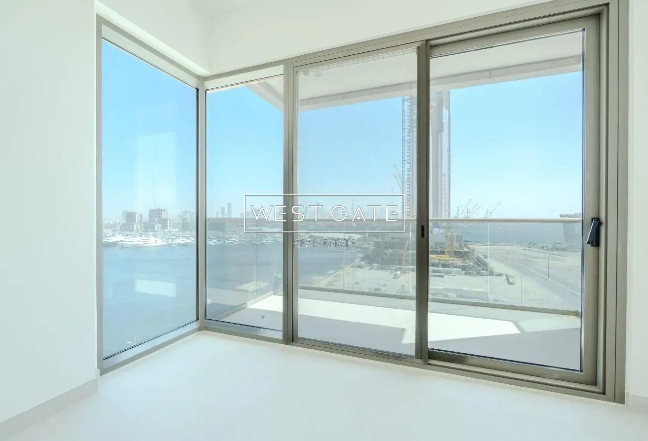 High-Floor 1BR | Burj Khalifa & Sea Views