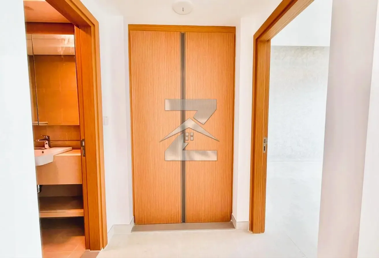 Vacant! Waterfront Views | Premium Living