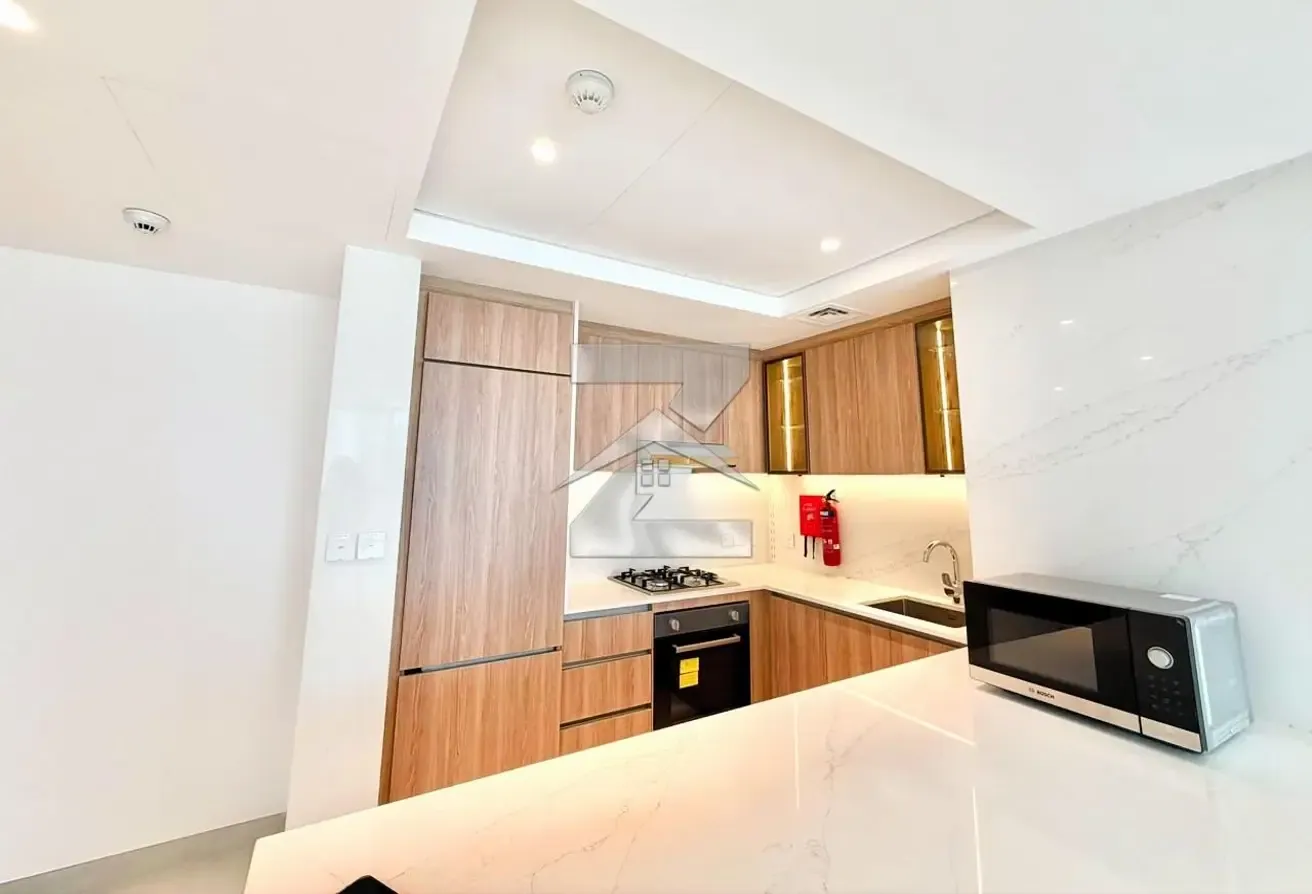 Vacant! Waterfront Views | Premium Living
