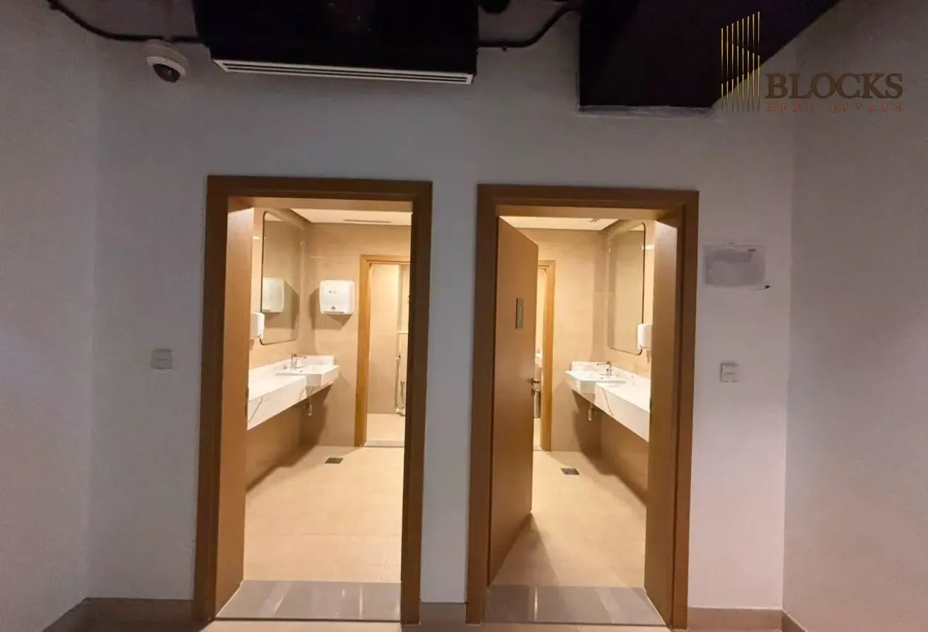 SPACIOUS 1BHK | BURJ KHALIFA & SEA VIEW | OPTIONS