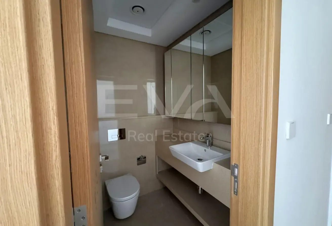 STUNNING SEA VIEW | GREAT PRICE | MODERN AND CLEAN
