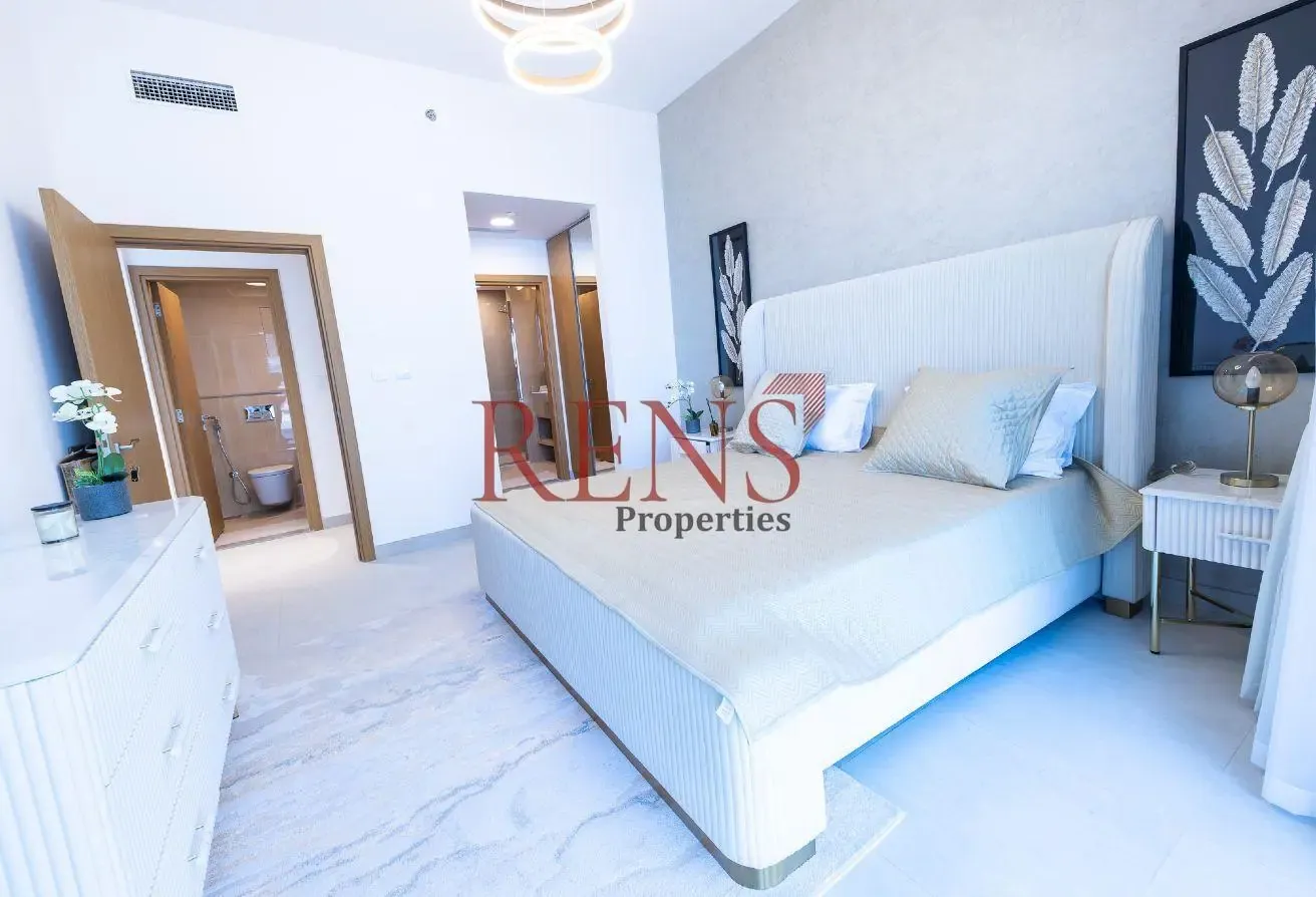 Furnished 1BR | Sea & City View | Prime Living