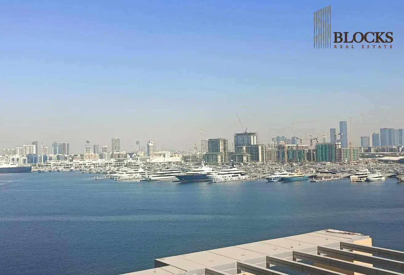 Brand New | Spacious 1BR | Burj Khalifa & Sea View