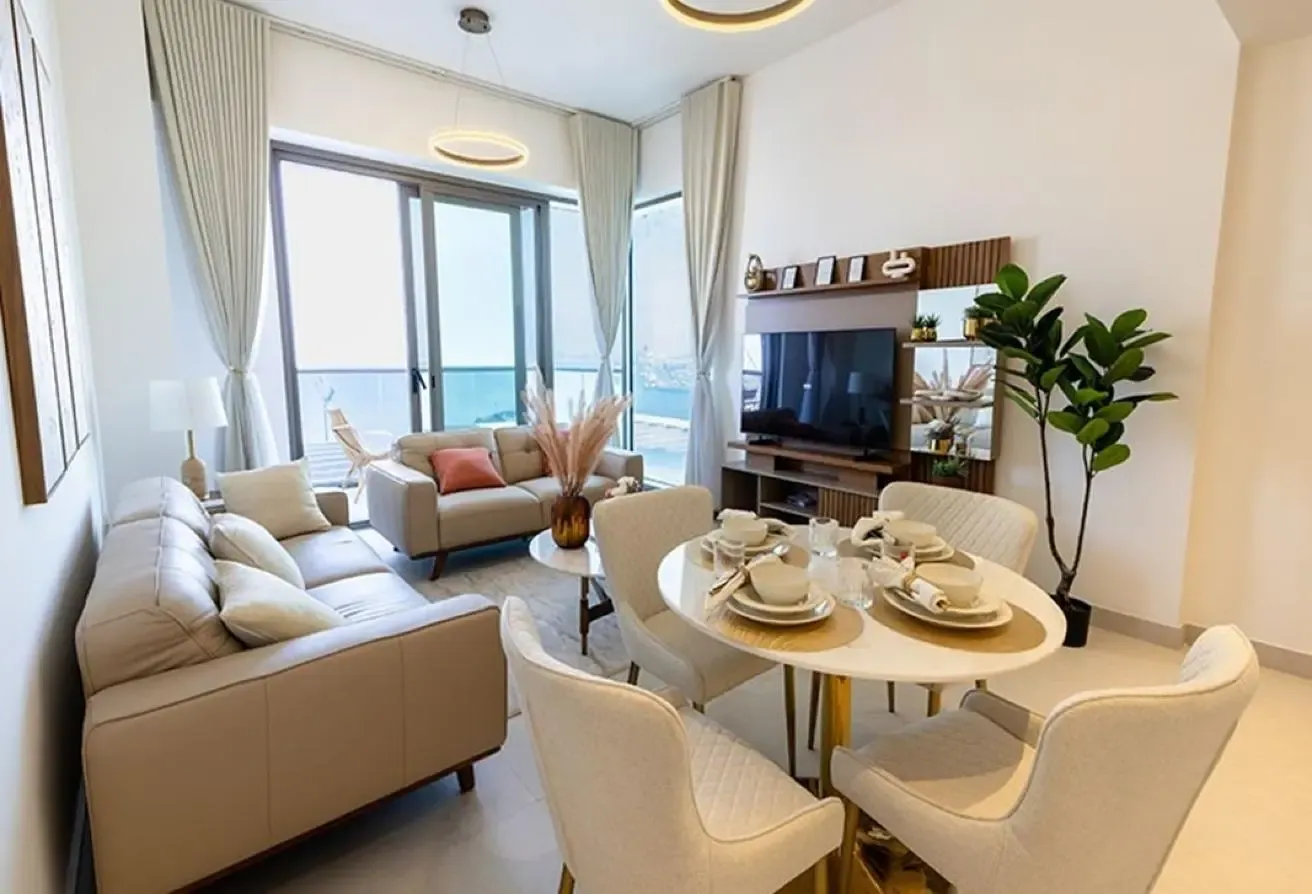 Stylishly furnished 1 br | Sea view | Vacant
