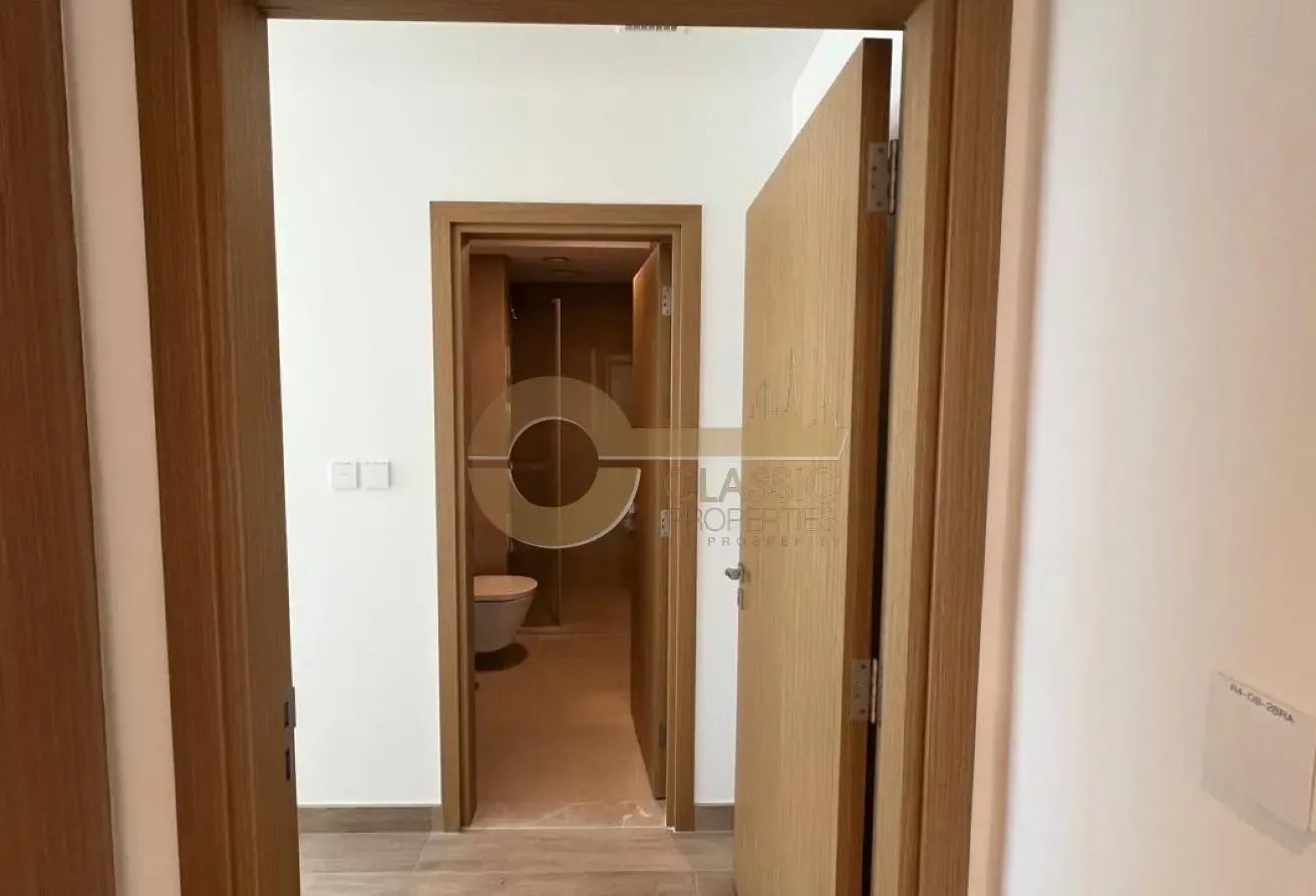 SOPHISTICATED 1BR | OPEN SEA VIEW | SPACIOUS UNIT