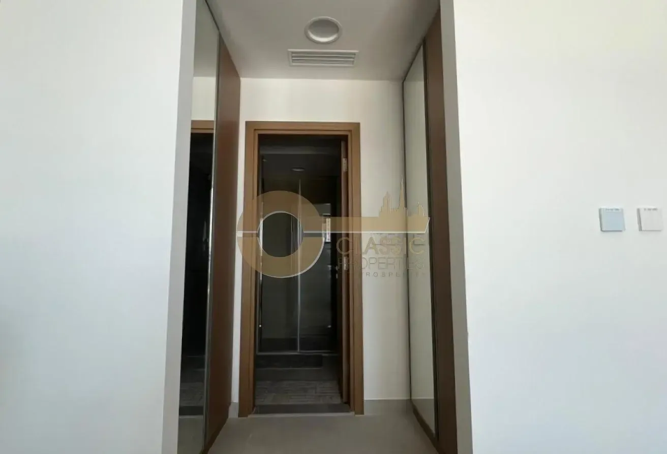 SEA VIEW | SPACIOUS LAYOUT | MULTIPLE OPTIONS