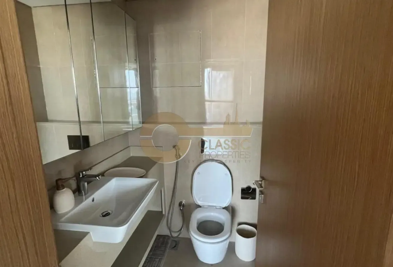 SEA VIEW | SPACIOUS LAYOUT | MULTIPLE OPTIONS