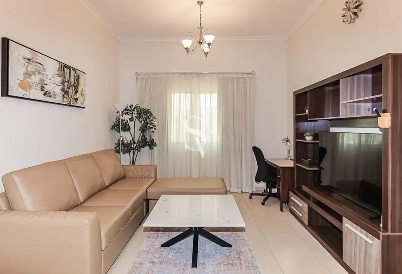 SPACIOUS 1 BHK|Waterfront Living|Ready to Move In