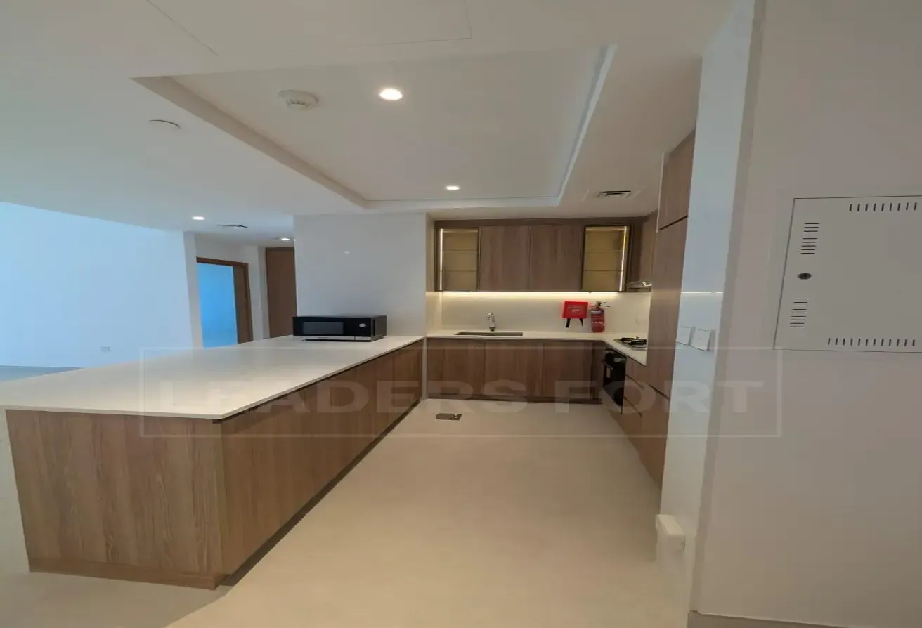 Elegant 1BR | Partial Sea View | Vacant