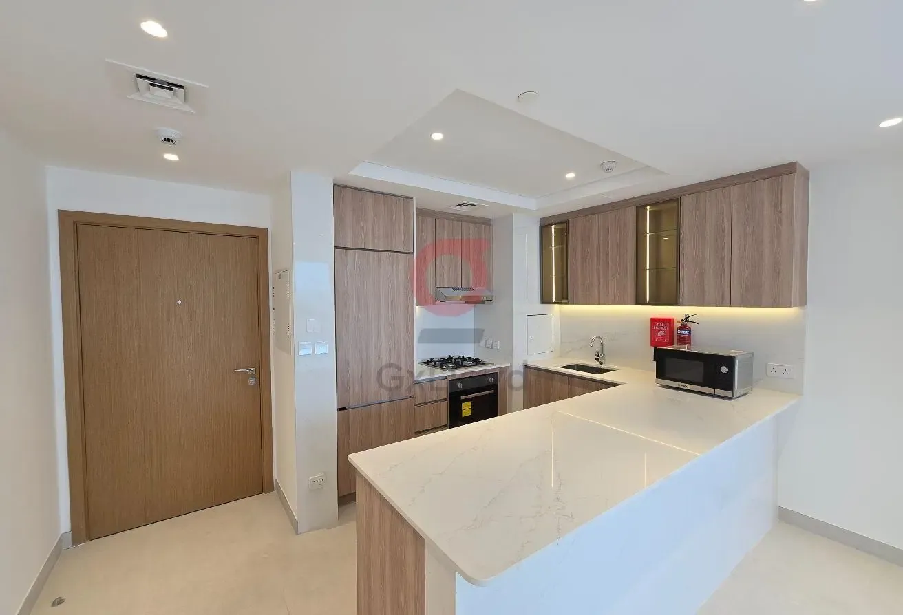 Skyline & Sea View | Spacious Unit | Brand New