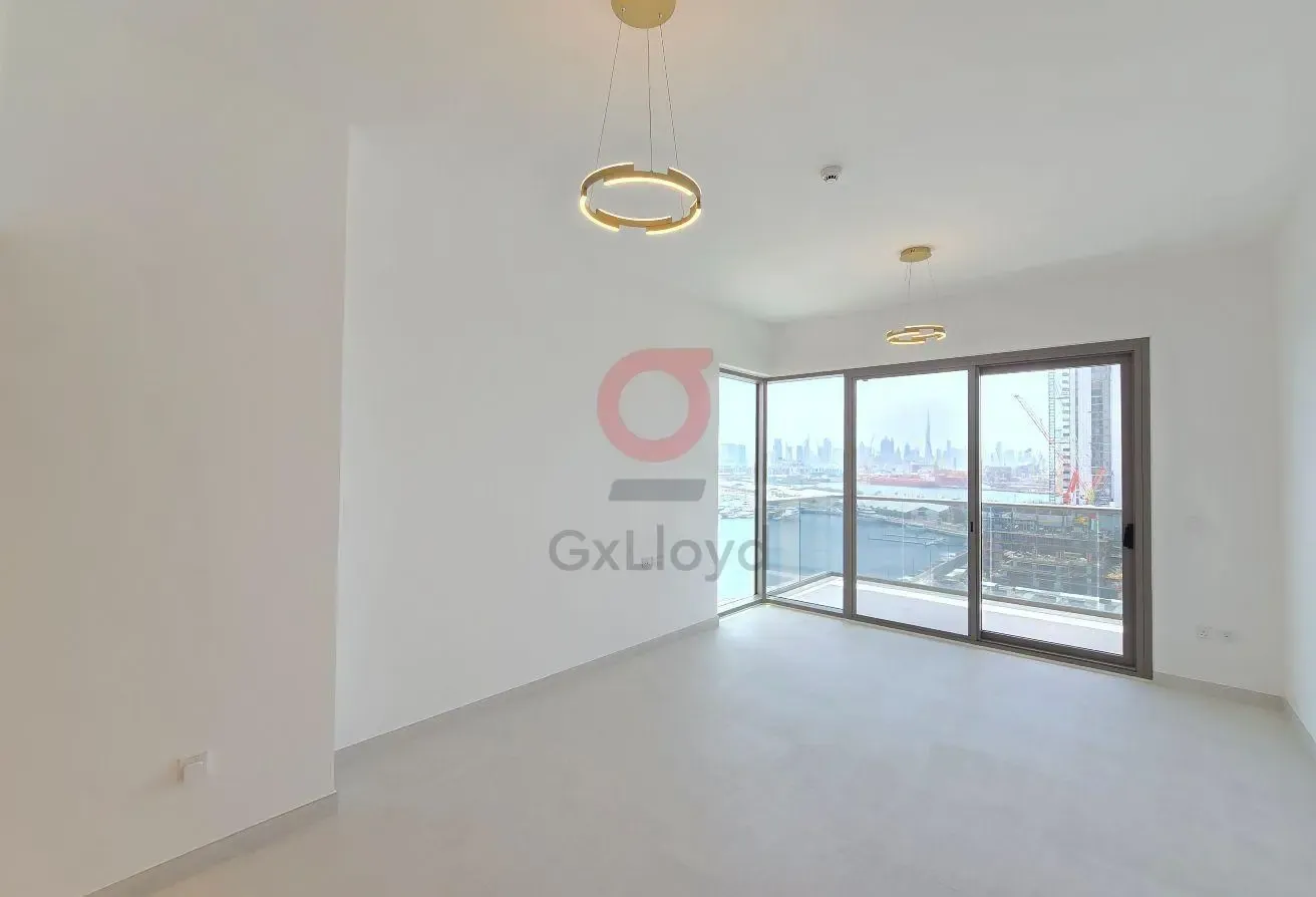Skyline & Sea View | Spacious Unit | Brand New