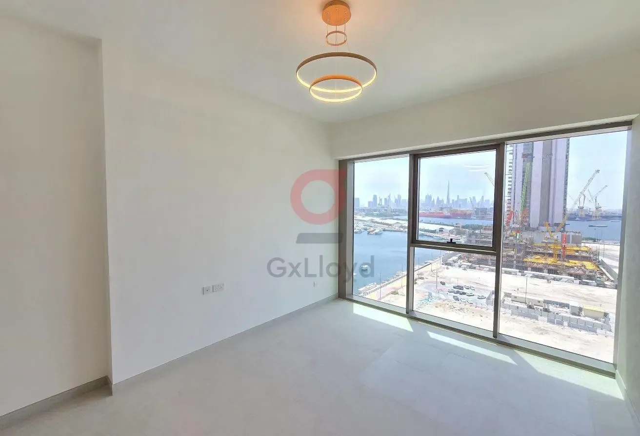 Skyline & Sea View | Spacious Unit | Brand New
