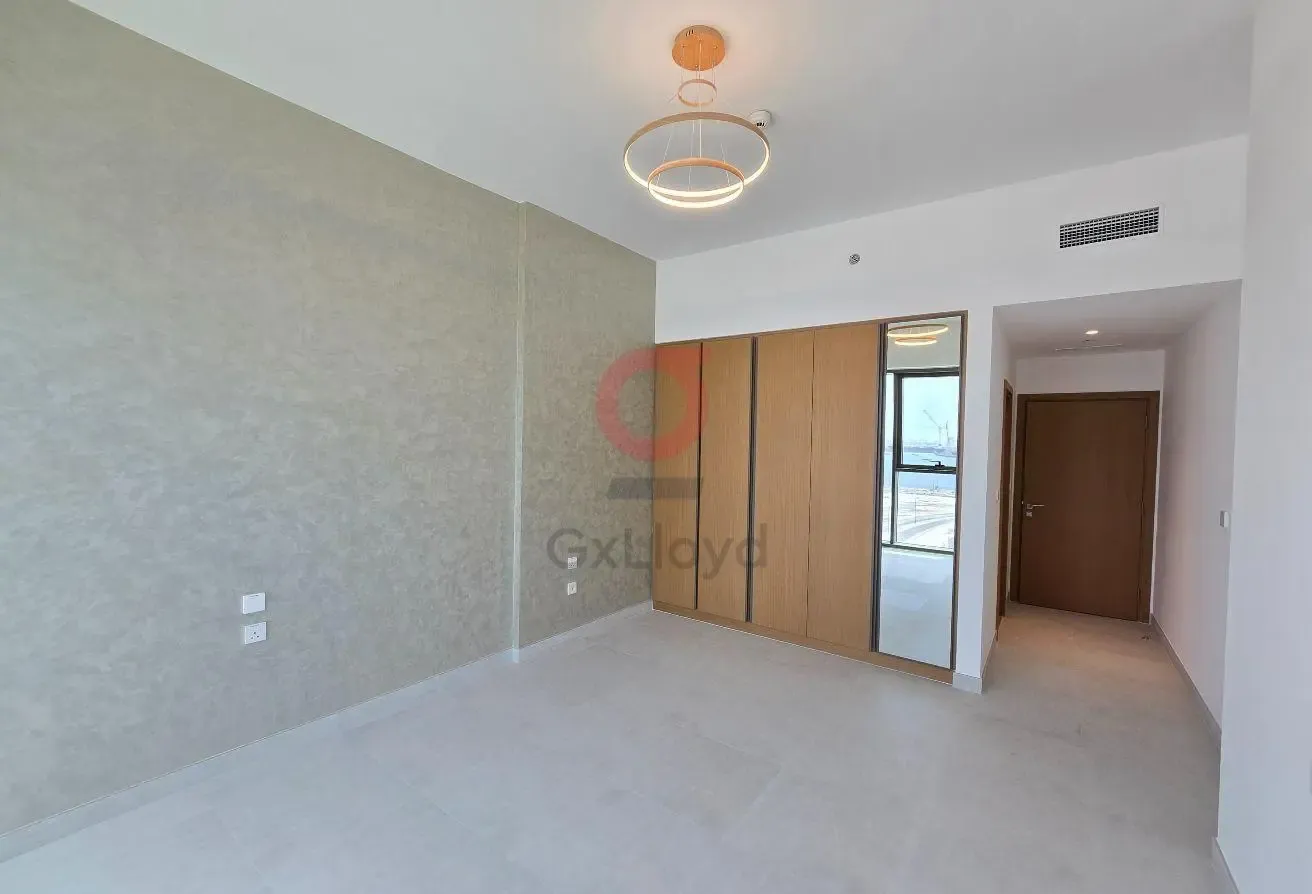 Skyline & Sea View | Spacious Unit | Brand New