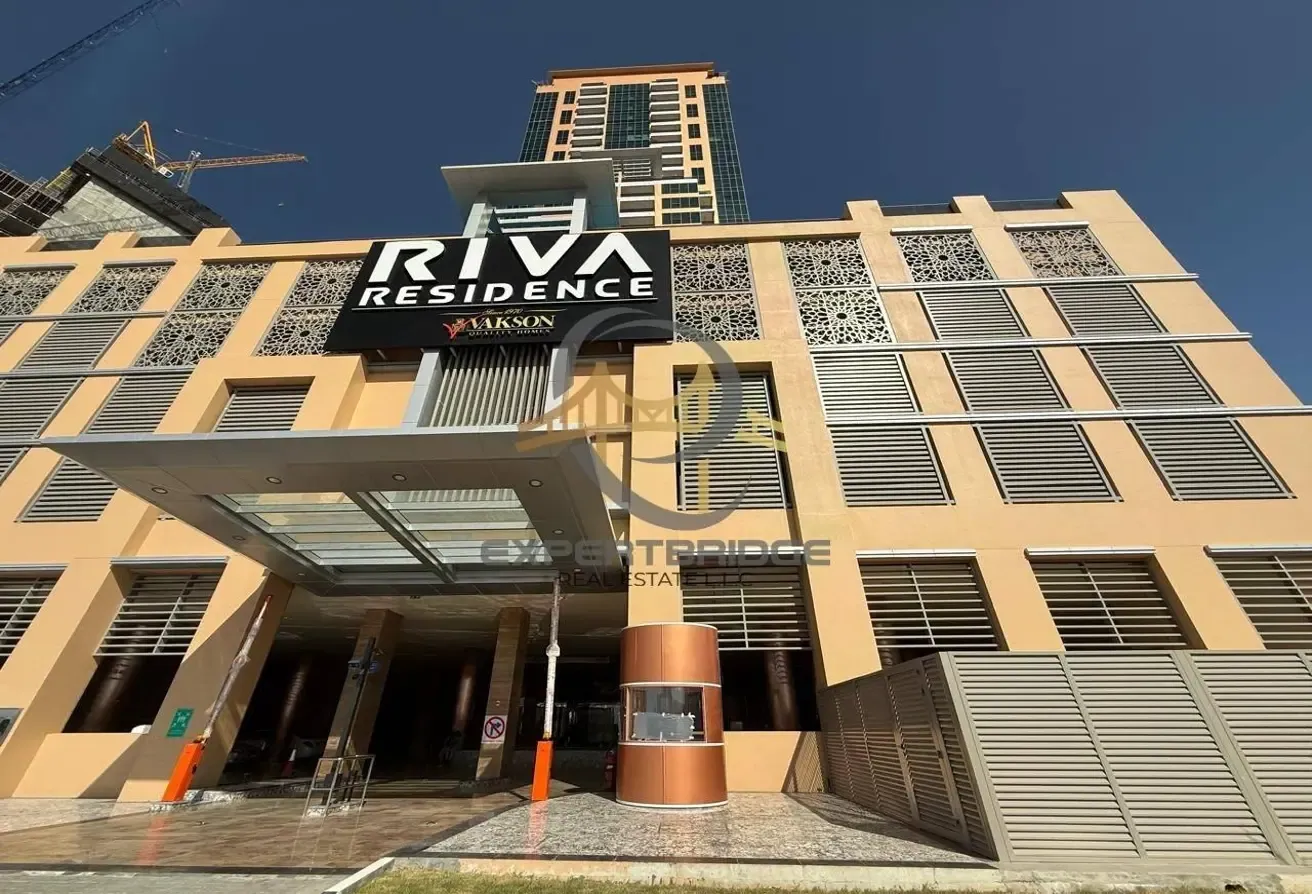 Unfurnished 1BR | Burj Khalifa & Downtown Views