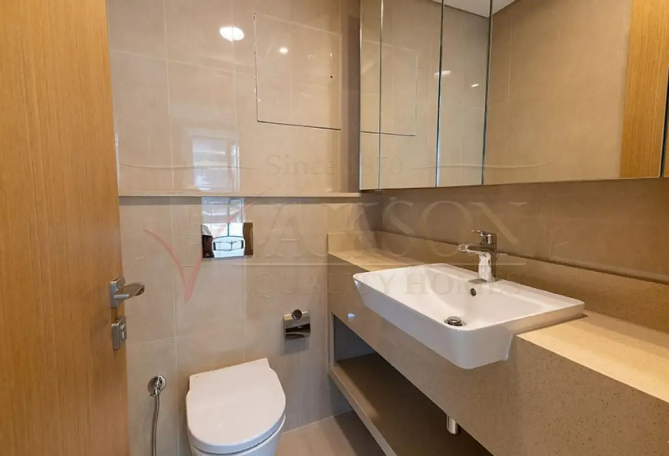 Brand New | Sea & Dubai Island View | Bur Dubai