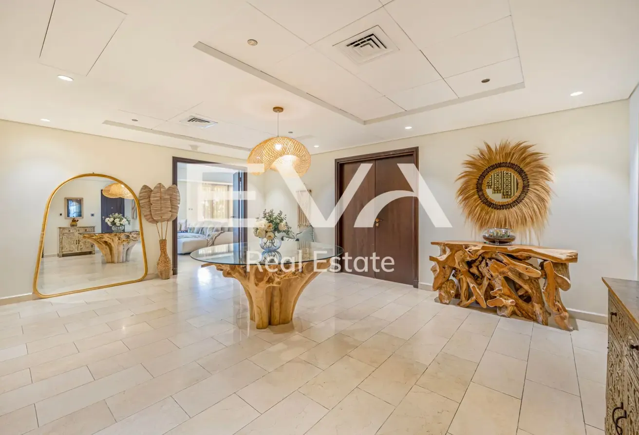 PRIVATE POOL & JACUZZI | BEACHFRONT UNIT
