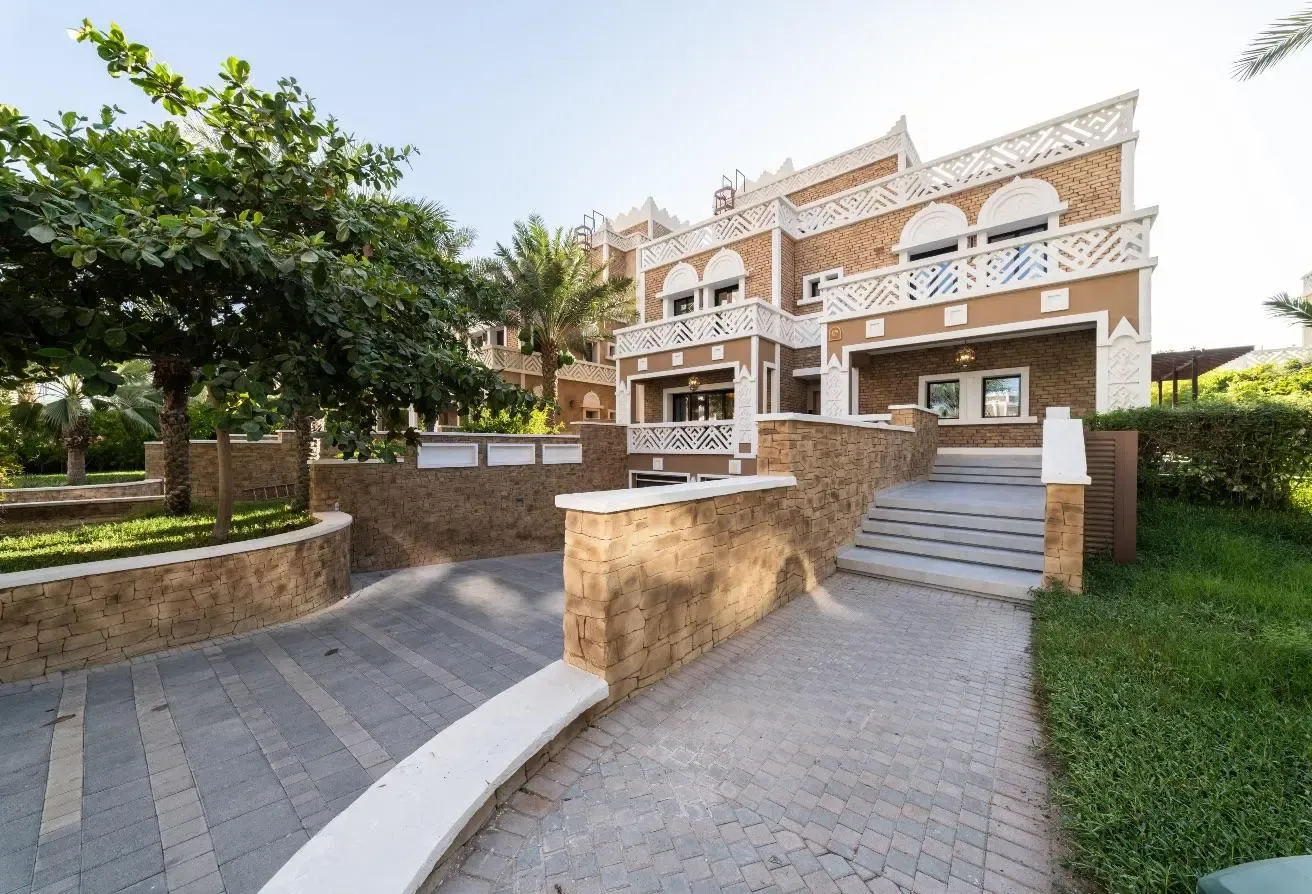 Luxury Beachfront Garden Villa | Fully Upgraded |