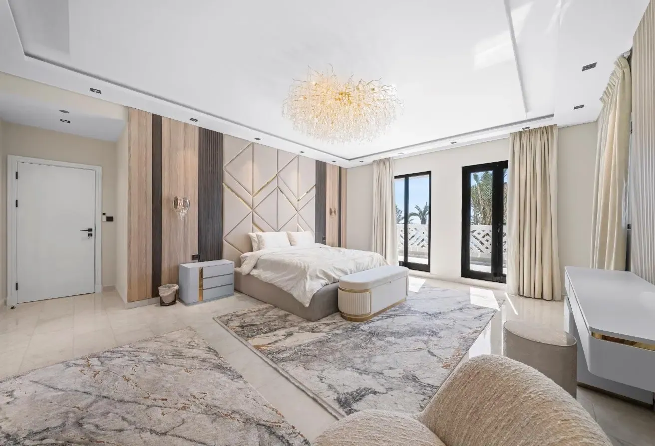 Luxury Beachfront Garden Villa | Fully Upgraded |