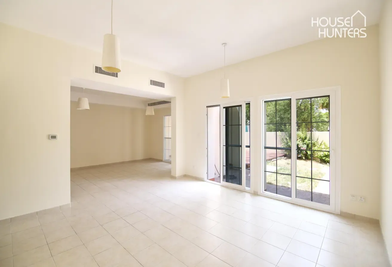 Well-Maintained | Landscaped Garden | Vacant July