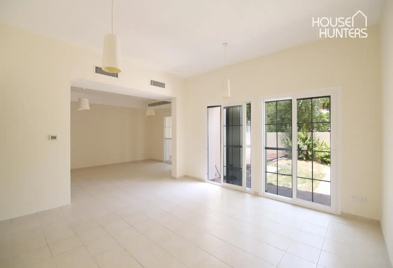 Well-Maintained | Landscaped Garden | Vacant July