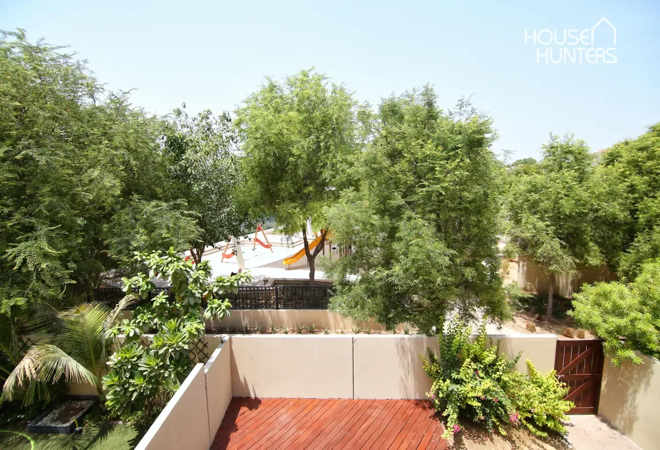 Well-Maintained | Landscaped Garden | Vacant July