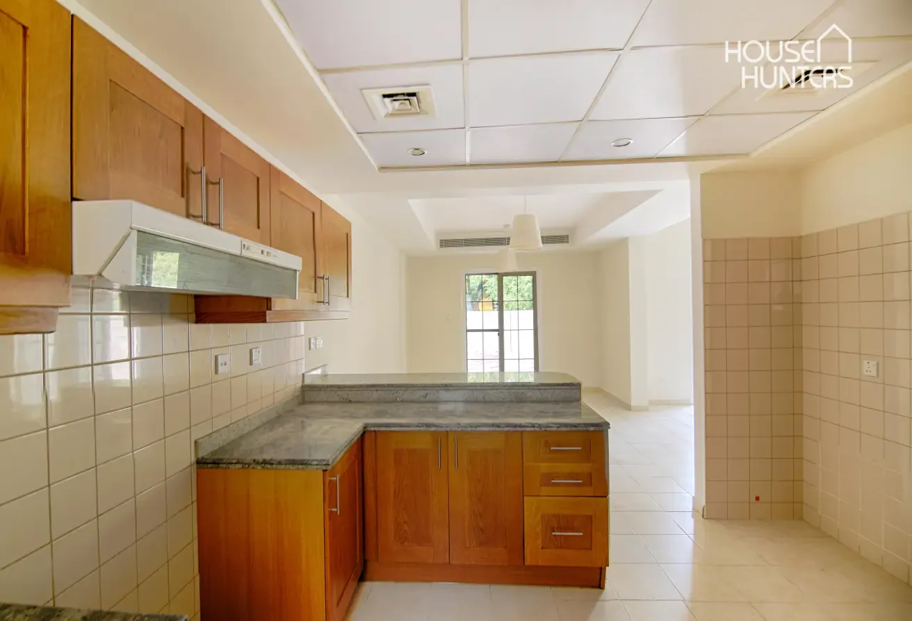 Well-Maintained | Landscaped Garden | Vacant July