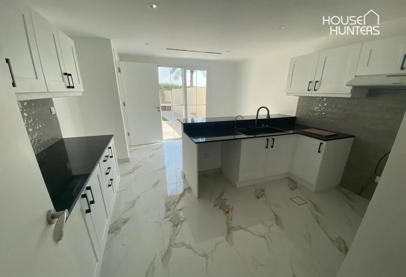 Stunning Town House|Available  Soon|Fully upgraded