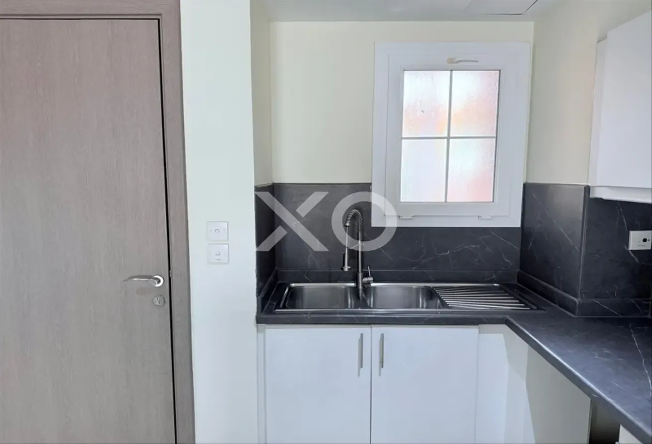 Prime Location | Vacant | Keys In Hand