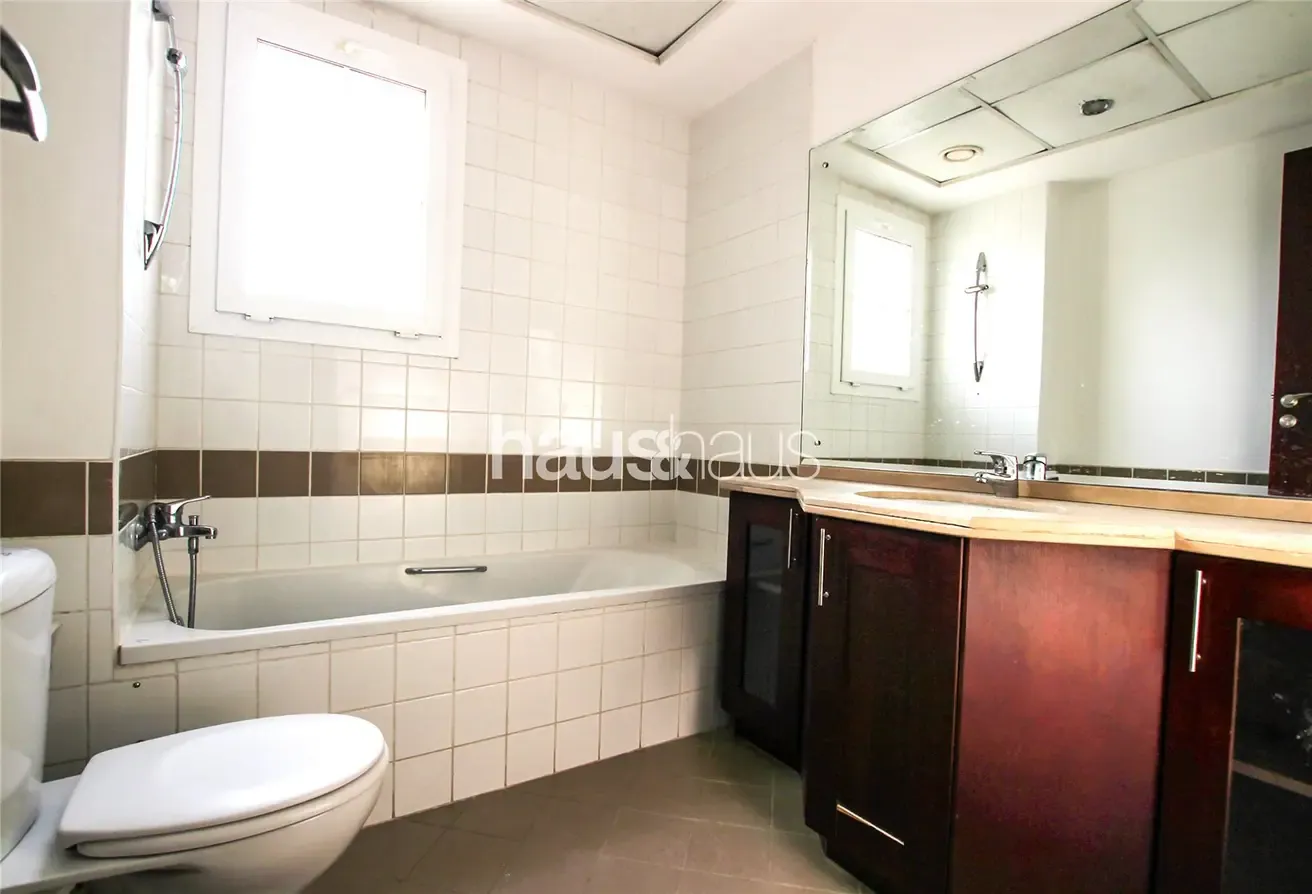 Type 3E | Huge Garden | Great location