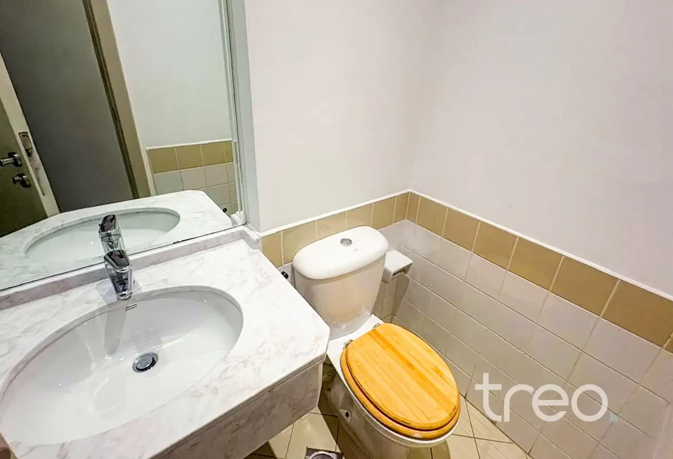 Newly renovated | Vastu | Vacant