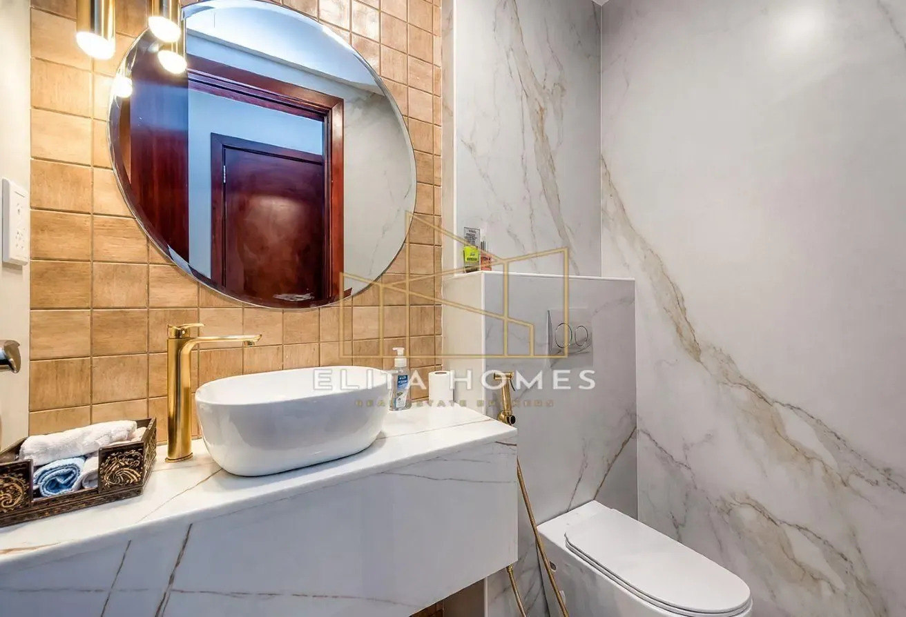 UPGRADED | UNFURNISHED | NEAR PARK
