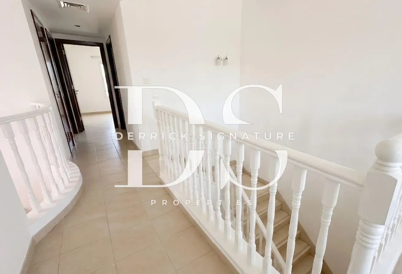 Lake View | Upgraded Type 1M | Immaculate