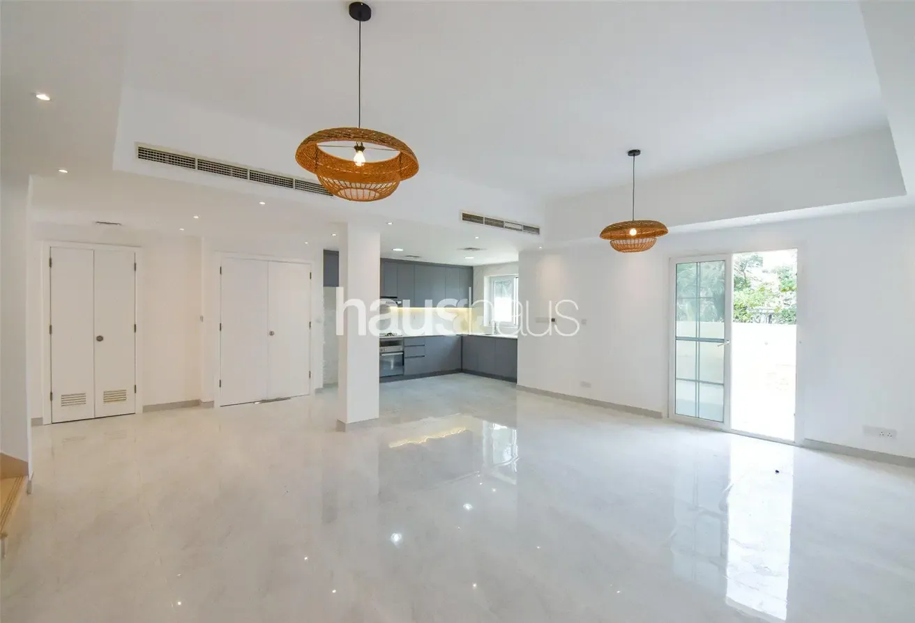 Fully Upgraded | Italian Kitchen | Vacant Now