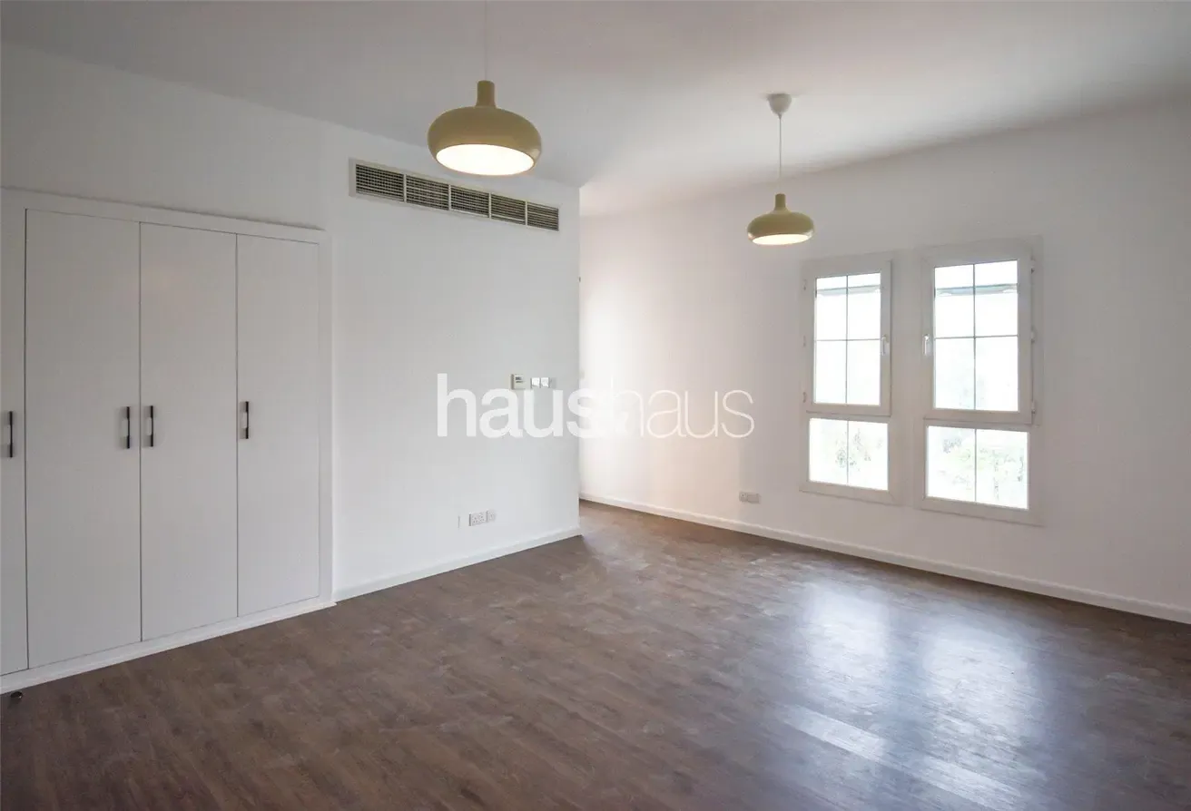 Fully Upgraded | Italian Kitchen | Vacant Now