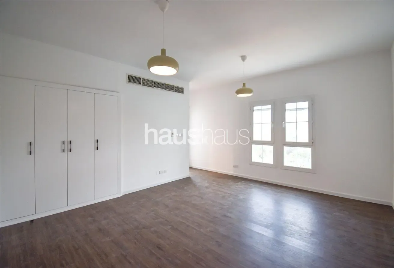 Fully Upgraded | Italian Kitchen | Vacant Now